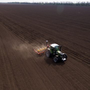 Дві аграрні біди: погода і гроші