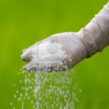 Кабмін скасував заборону на ввезення аміачної селітри з РФ