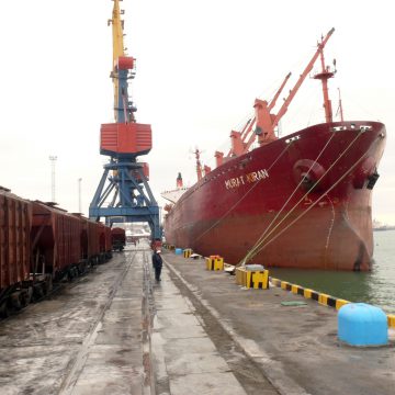 Приватизацію треба почати з маленьких збиткових портів
