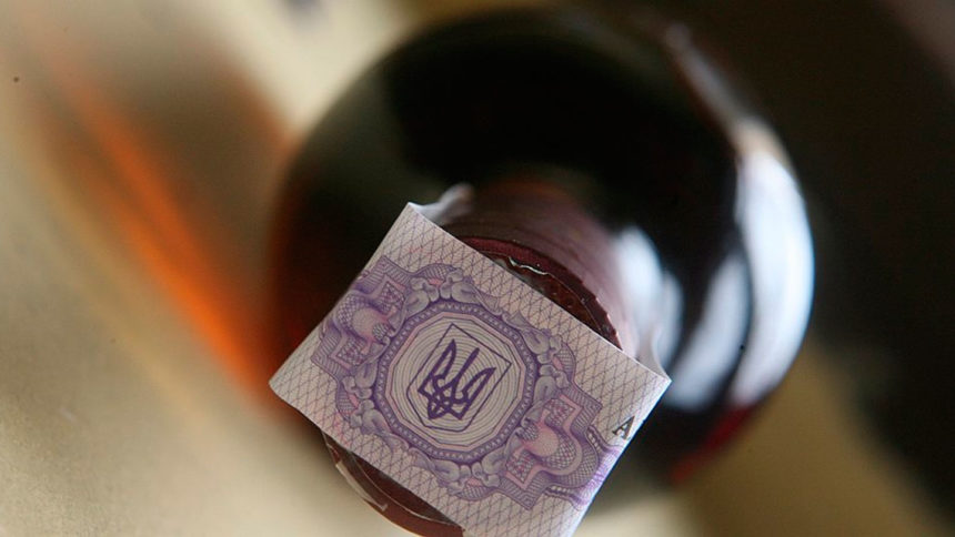 Електронна акцизна марка не допоможе у боротьбі з нелегальним алкоголем — Ляпіна