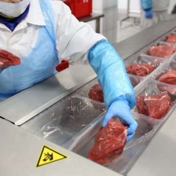 М’ясо у вакуумній упаковці можна зберігати удвічі довше, ніж дозволено зараз — дослідження